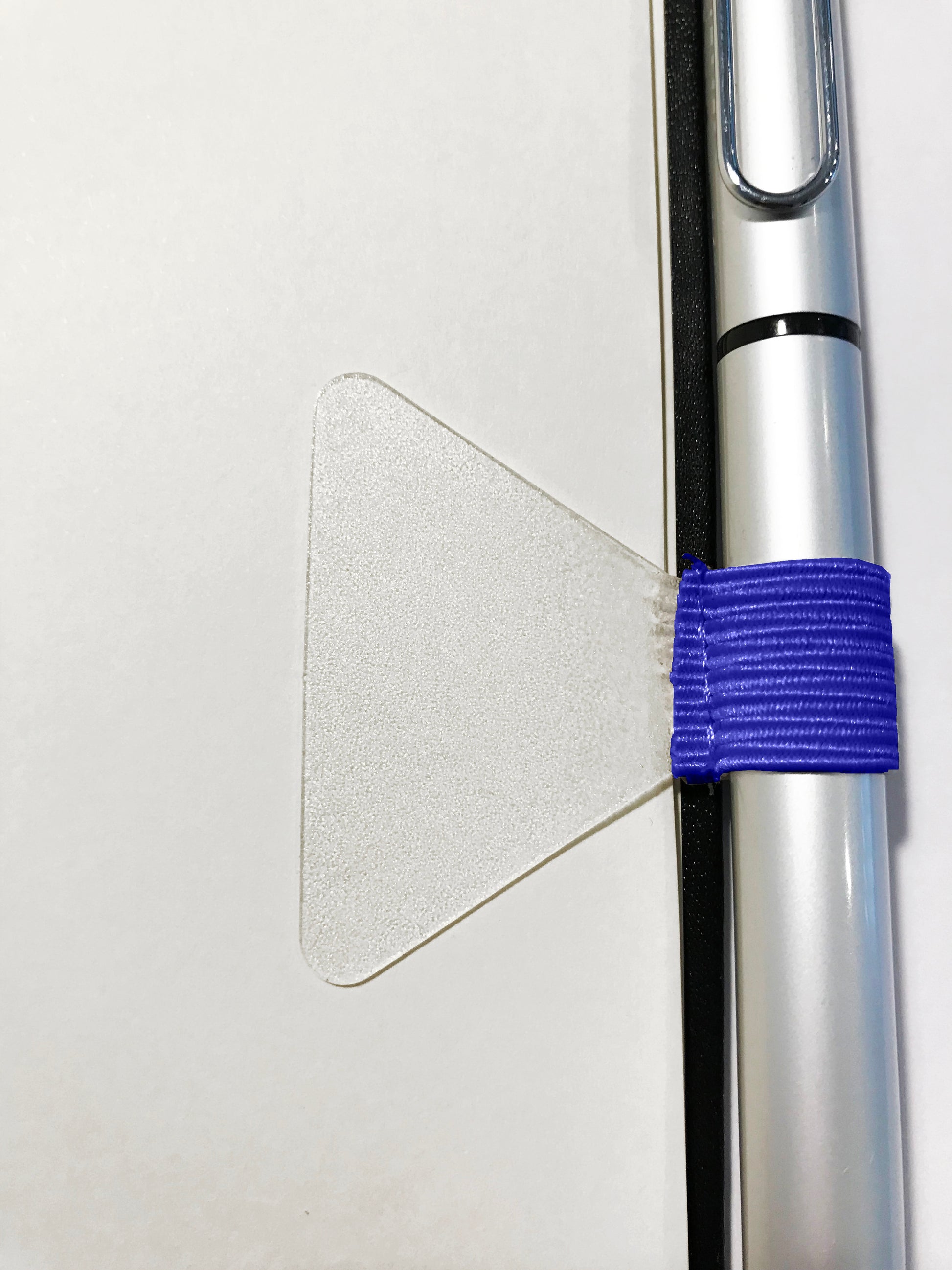 Gobrecht & Ulrich Blue Pen Loop on notebook